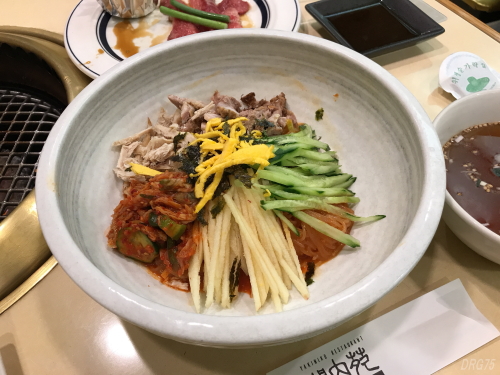 関内苑ビビン麺