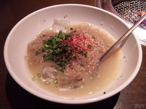 横浜市関内の牛國の冷麺