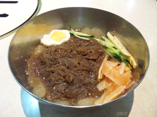 横浜市福富町の麻浦カルビの冷麺