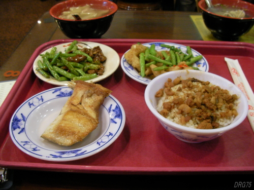 台湾の台北の魯肉飯