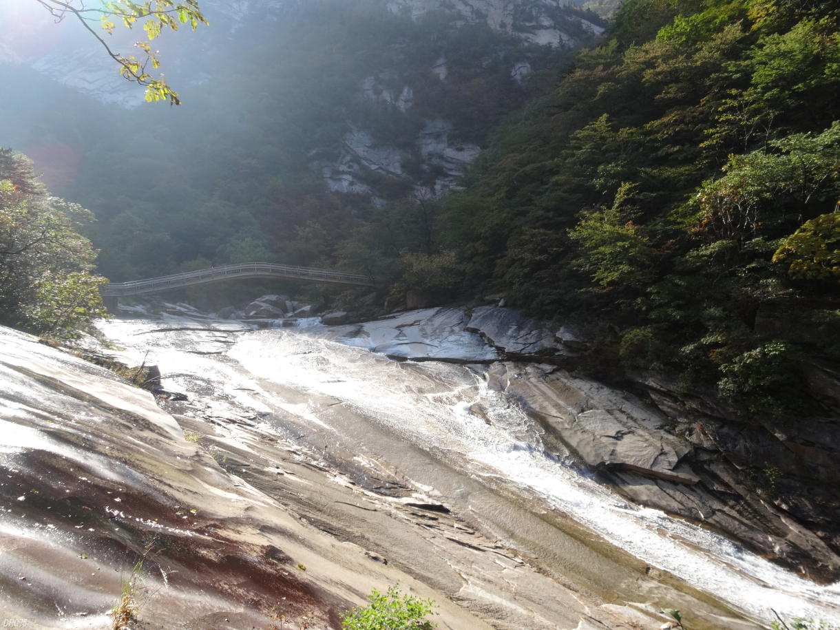 北朝鮮金剛山の玉流洞、玉流の滝